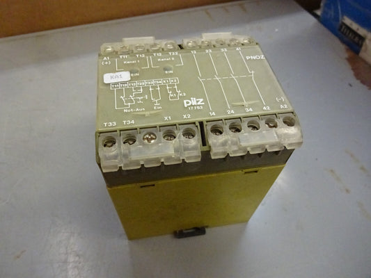 PILZ PNOZ 17753 / 474695 / 24VDC 3S 5W SAFETY RELAY