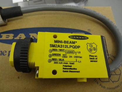 BANNER SM2A312LPQDP / MINI BEAM SENSOR / 49776 / NEW