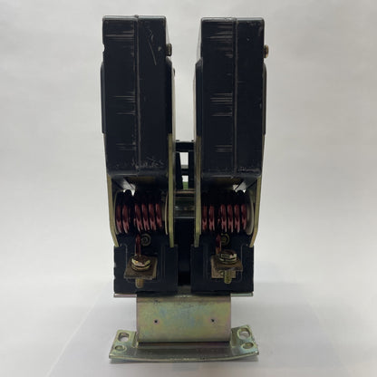 General Electric DS303A-3C01GXA002 DC Contactor 600V 230/250V Coil 100A