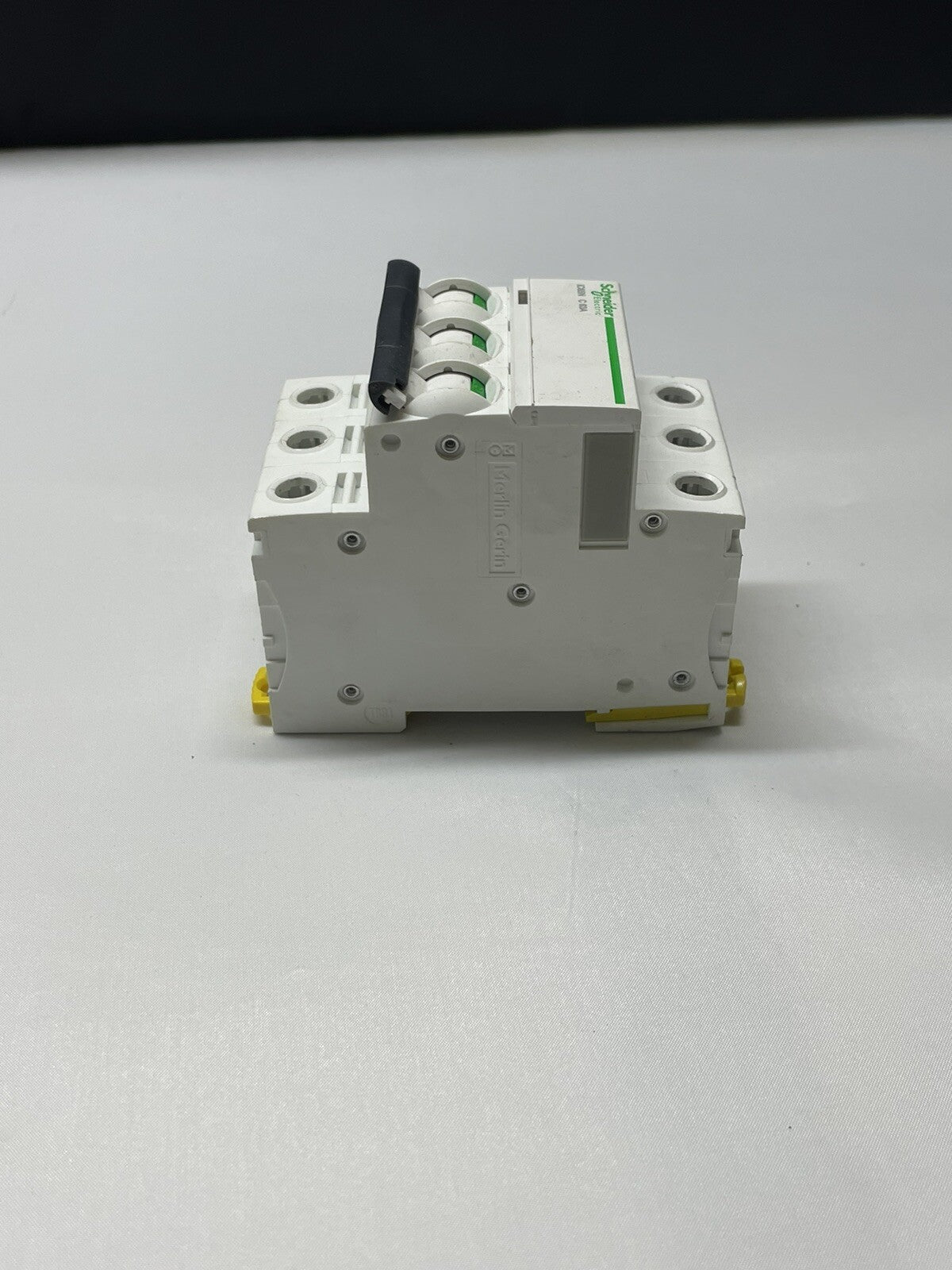 1PC A9F18363 circuit breaker 3P C63A