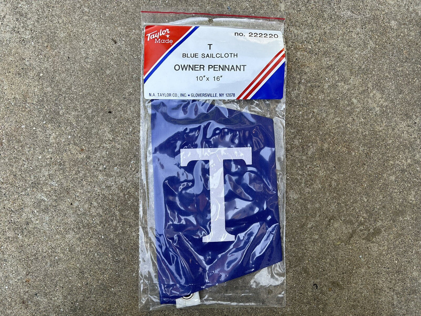 TAYLOR MADE 222220 T OWNER PENNANT 10" X 16" BLUE SAILCLOTH MARINE FLAG / NEW