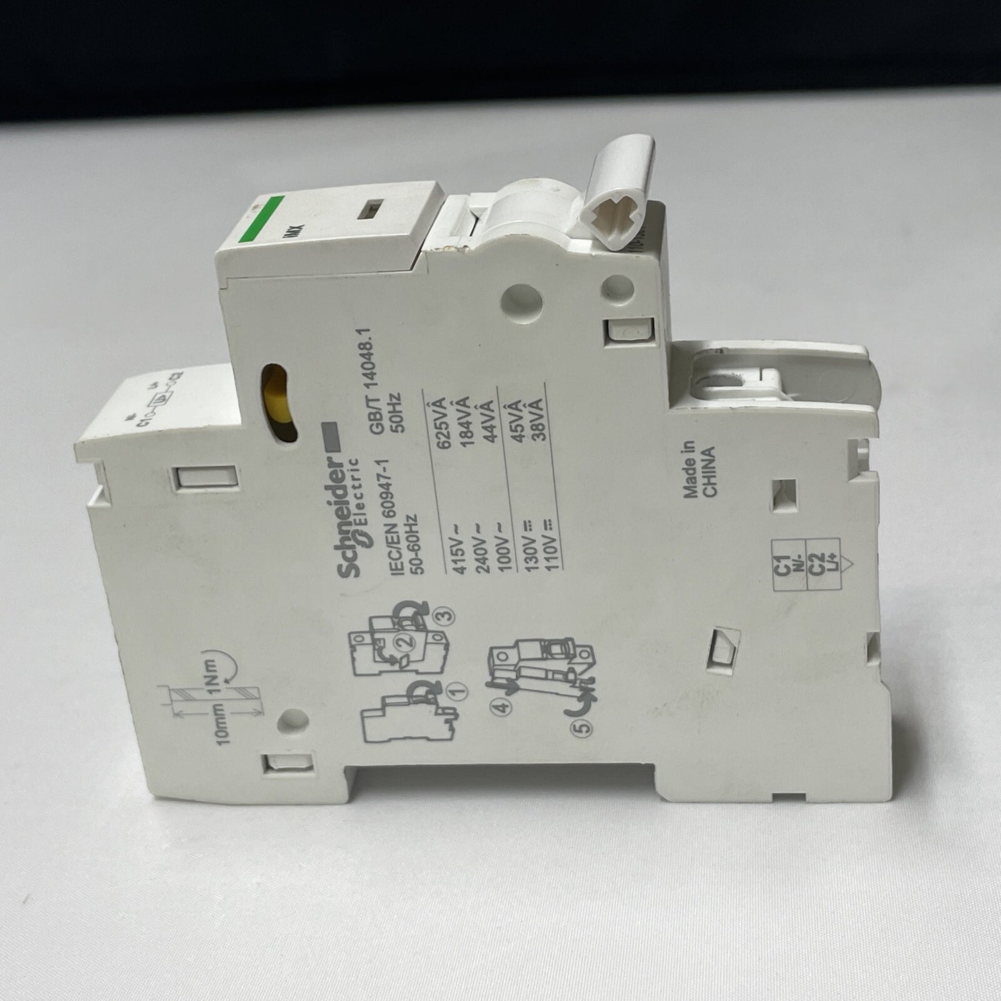 1PCS  For Schneider A9A26476 Unit Control Voltage