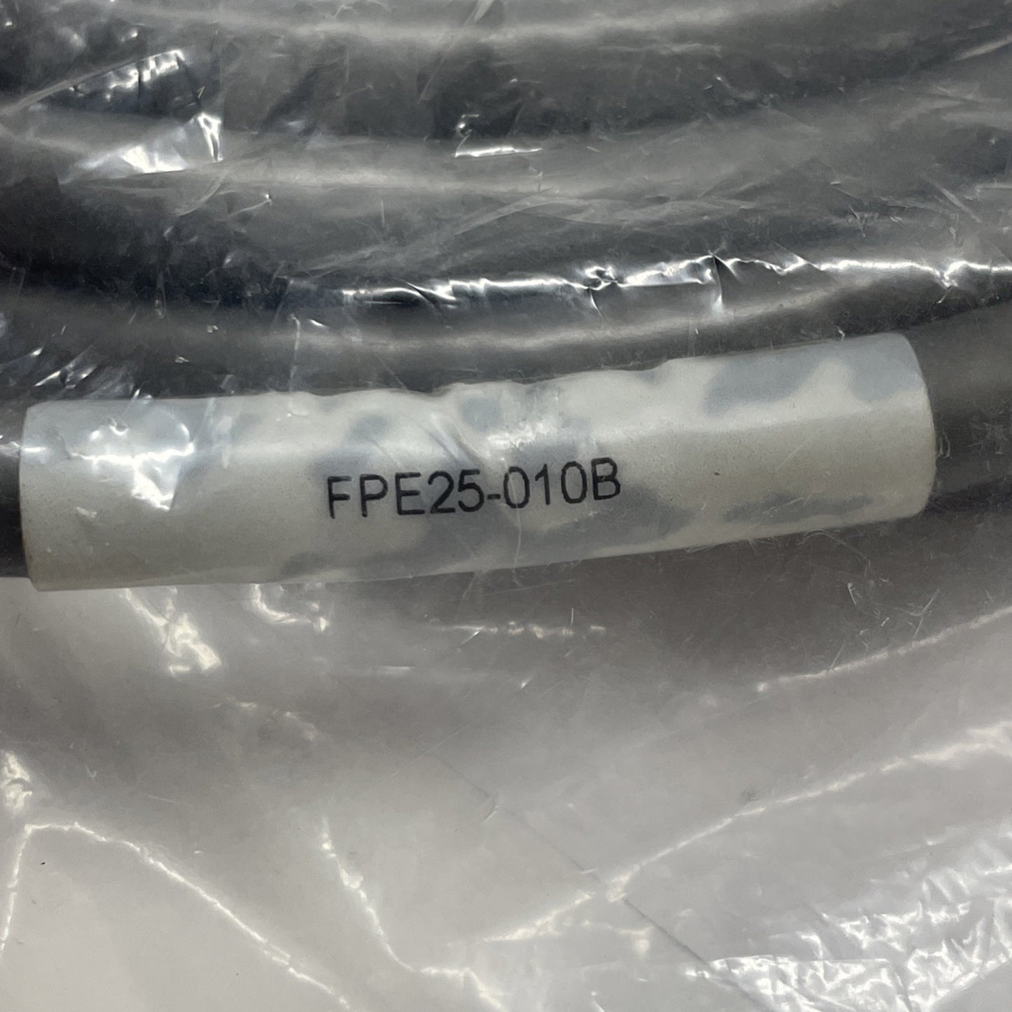 AMP  FPE25-010B CABLE - NEW