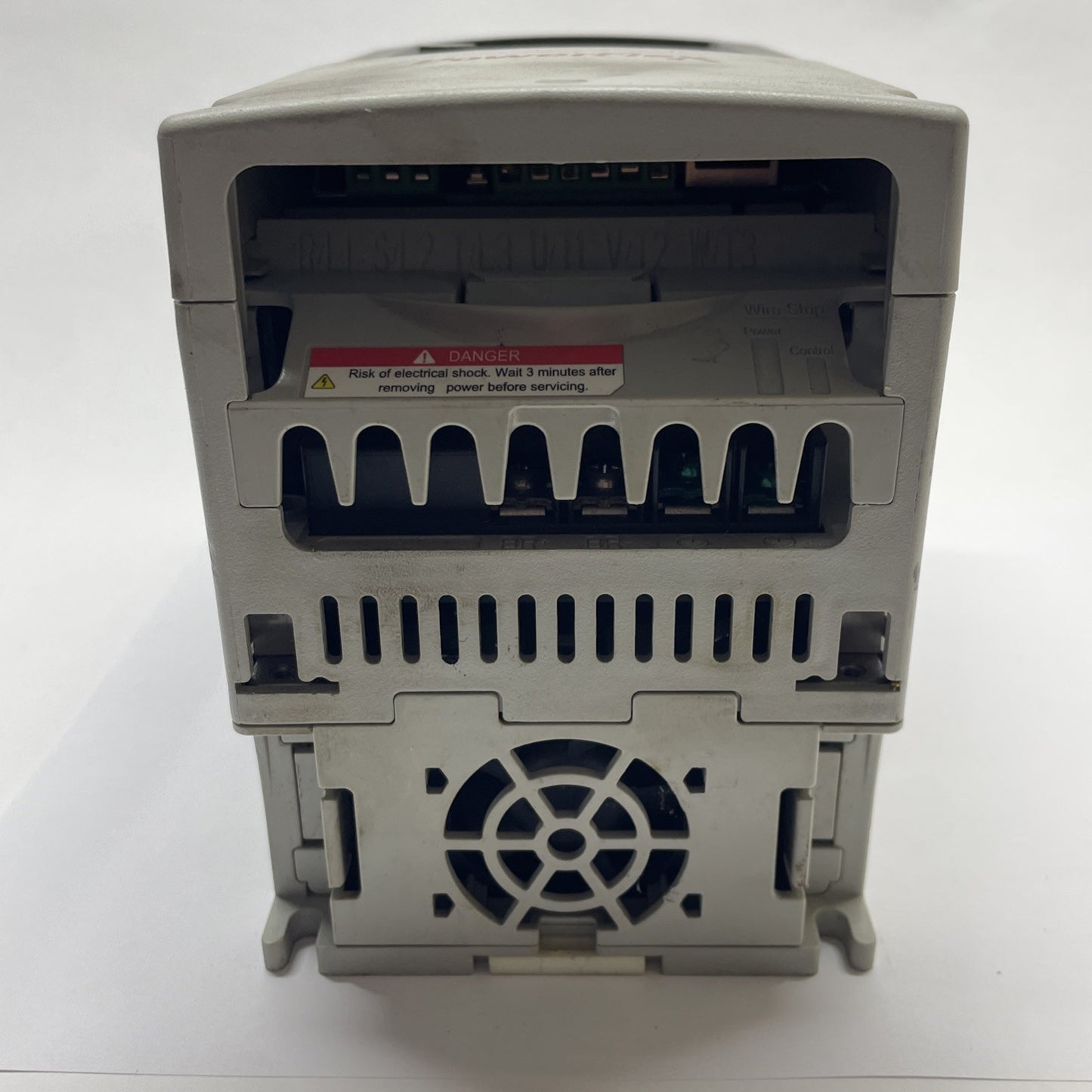 Allen-Bradley 22A-D6P0N104 /A PowerFlex 4 AC Drive 480 VAC 3PH 2.2kW / 3HP