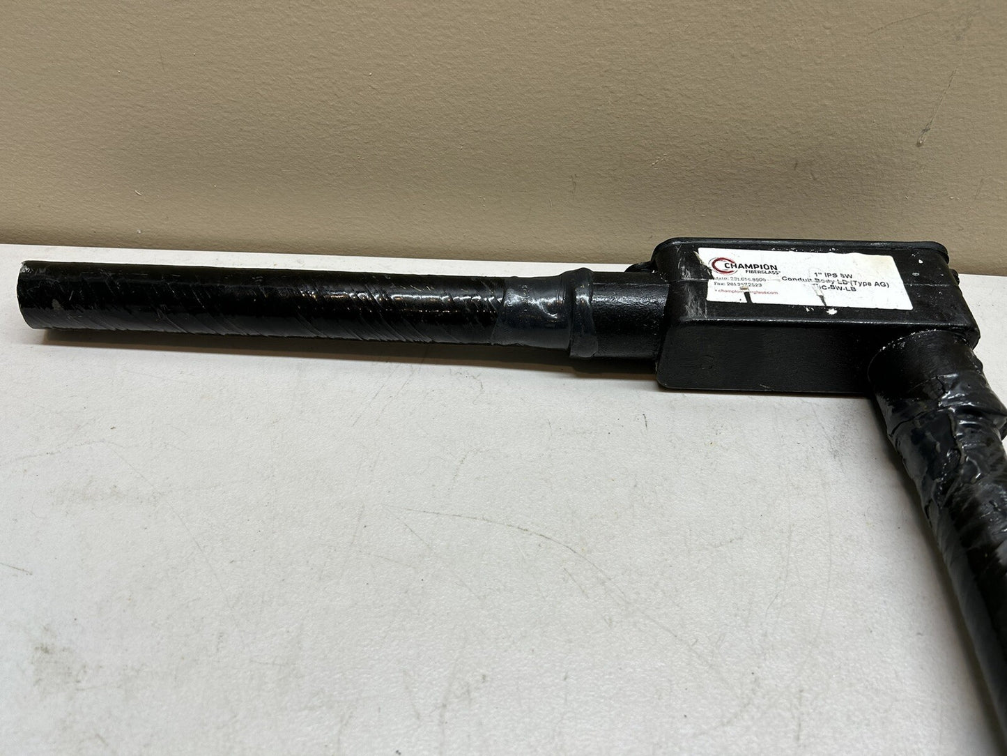 CHAMPION FIBERGLASS 10C-SW-LB / 1" IPS SW CONDUIT BODY LB TYPE AG / NEW