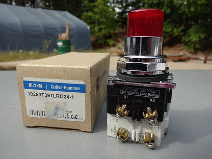 EATON 10250T397LRD24-1 / 10250T397LRD241 RED LIGHT PUSH BUTTON / NEW WITH BOX