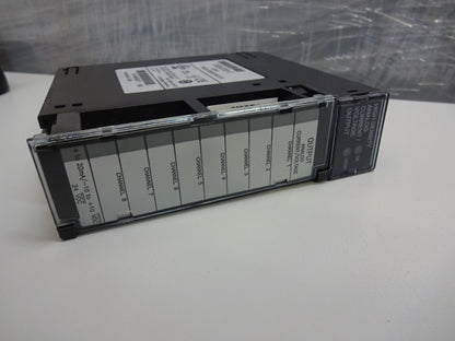 GE FANUC IC693ALG392-CF / IC693ALG392CF / OUTPUT ANALOG CURR/VOLTAGE 8PT