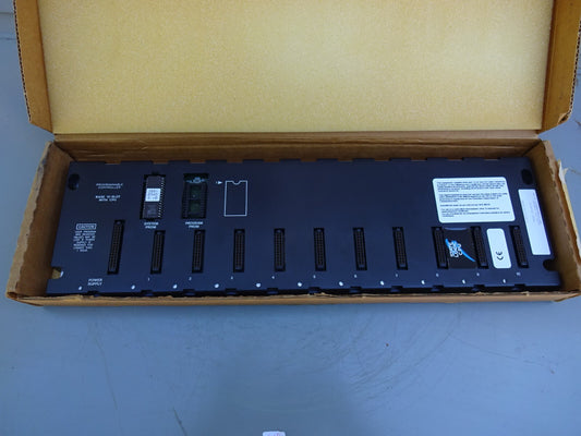 GE FANUC IC693CSE323 / IC693CSE323D 10 SLOT BASE WITH CPU 10MHZ / USED WITH BOX