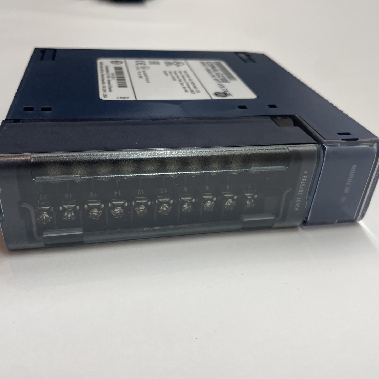 GE Fanuc IC694ALG220B 4-Channel Analog Voltage Input Module
