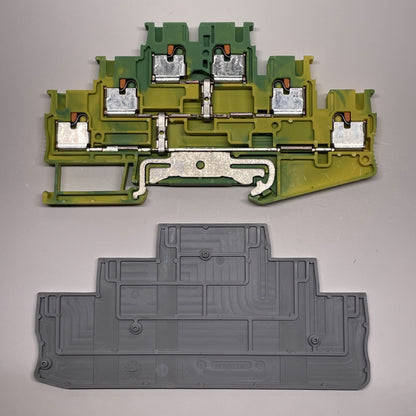 (Lot of 2) Phoenix Contact ST2.5-3PE, 3036071 Spring Gage Ground Terminal Block
