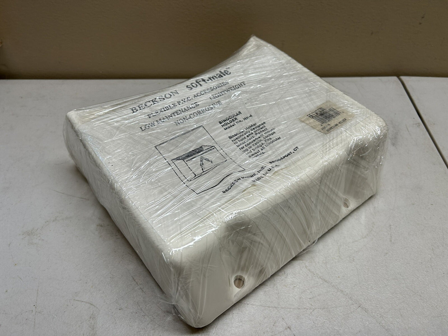 BECKSON HH-4 SOFT-MATE BINOCULARS HOLDER WHITE PVC 9" X 8.25" X 3" / NEW