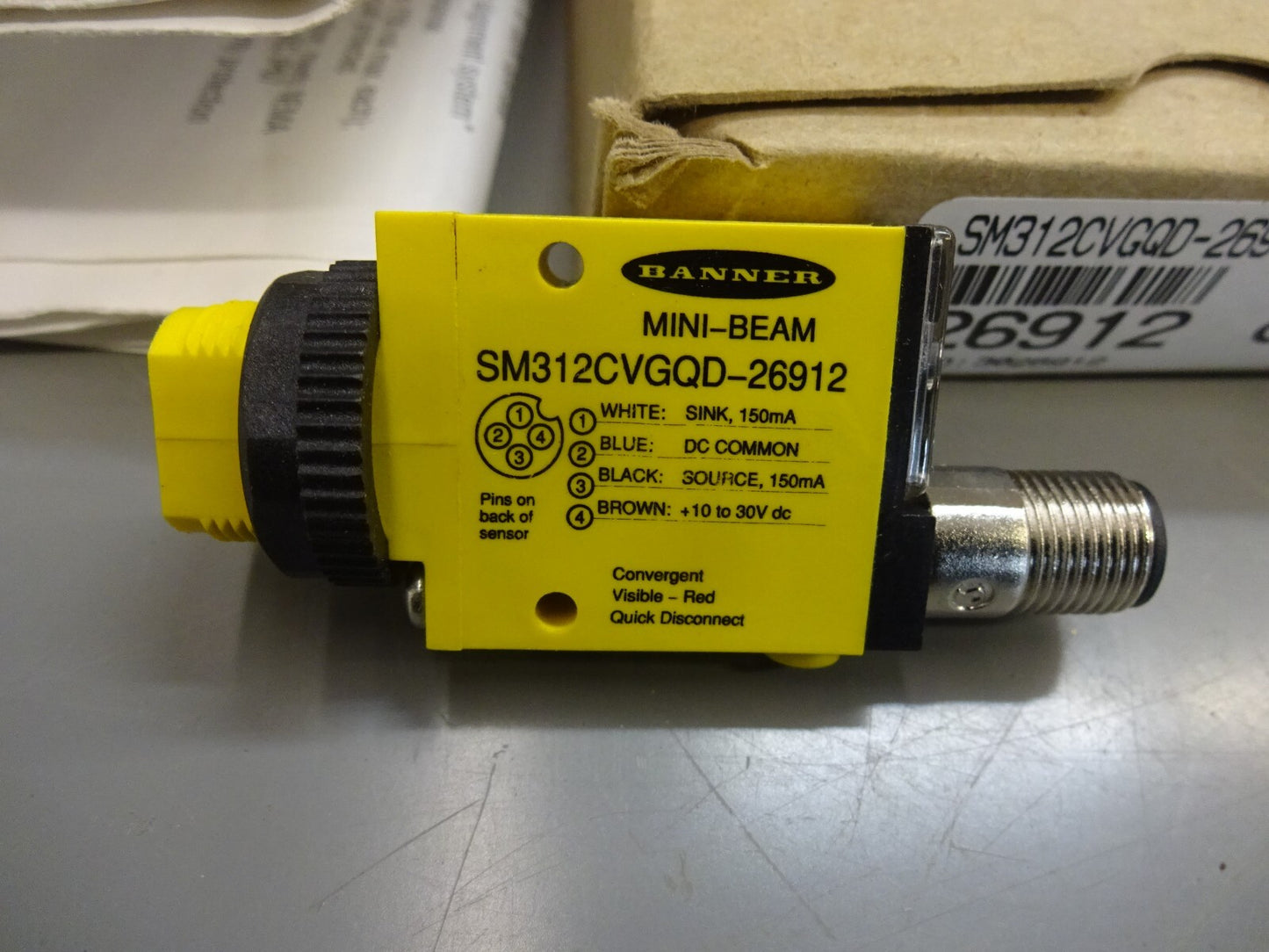 BANNER ENGINEERING SM312CVGQD-26912 / 26912 / 10-30VDC / NEW WITH BOX