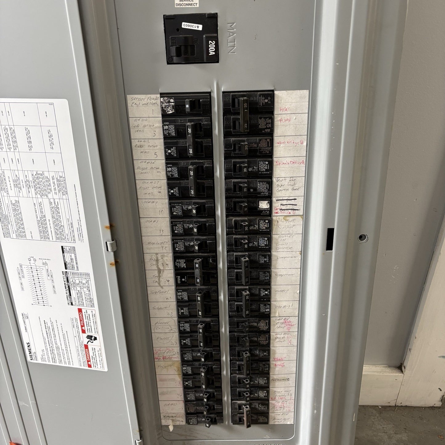 Siemens S4040B1200 ES Series 200A Main Breaker Load Center 120/240V