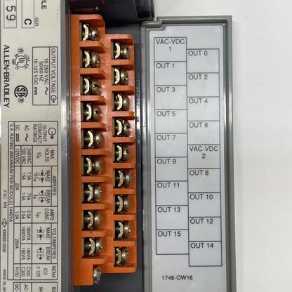 ALLEN BRADLEY 1746-OW16 SERIES C PLC MODULE