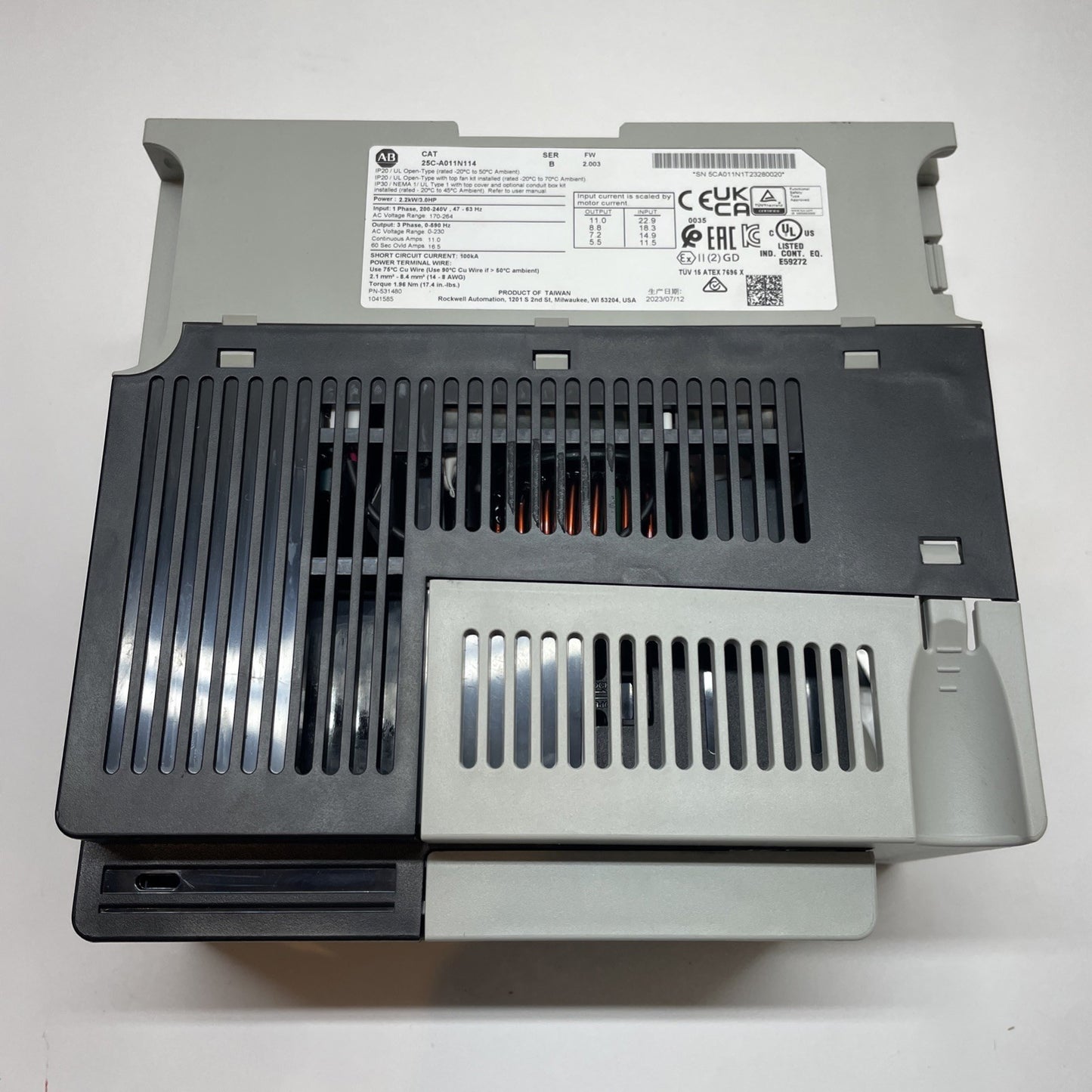 Allen-Bradley 25C-A011N114 PowerFlex 527 3HP 11A 240V VFD Drive