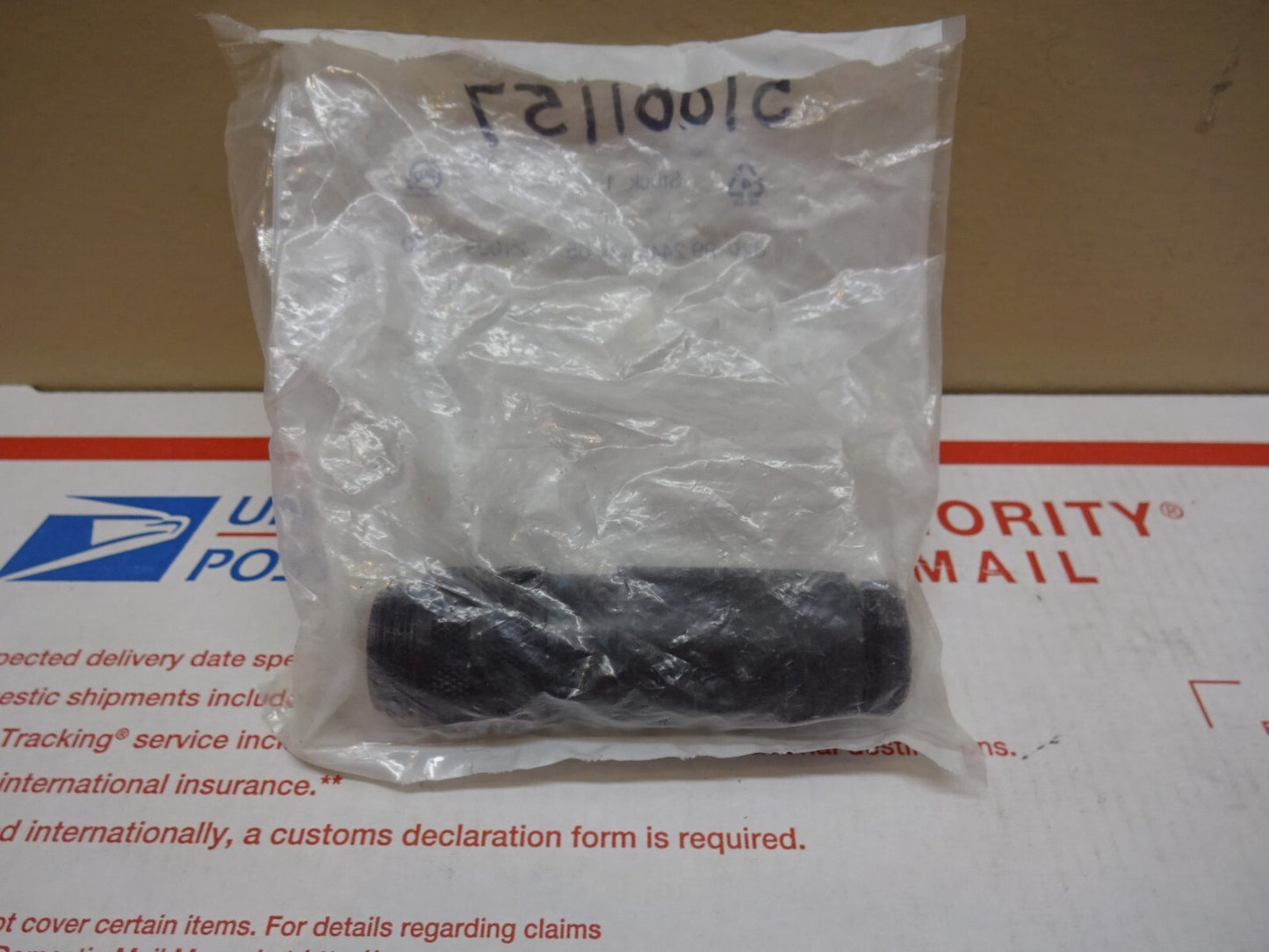 BINDER 820 99 2445 134 05 / 210991455 SERIES 820 MALE 7/8" CABLE CONNECTOR / NEW