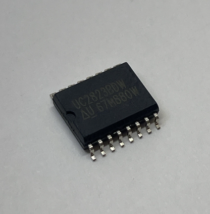 LOT OF 119 Texas Instrument UC2823BDW SOIC-16 PWM Controller IC Power Management