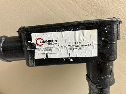 CHAMPION FIBERGLASS 10C-SW-LB / 1" IPS SW CONDUIT BODY LB TYPE AG / NEW