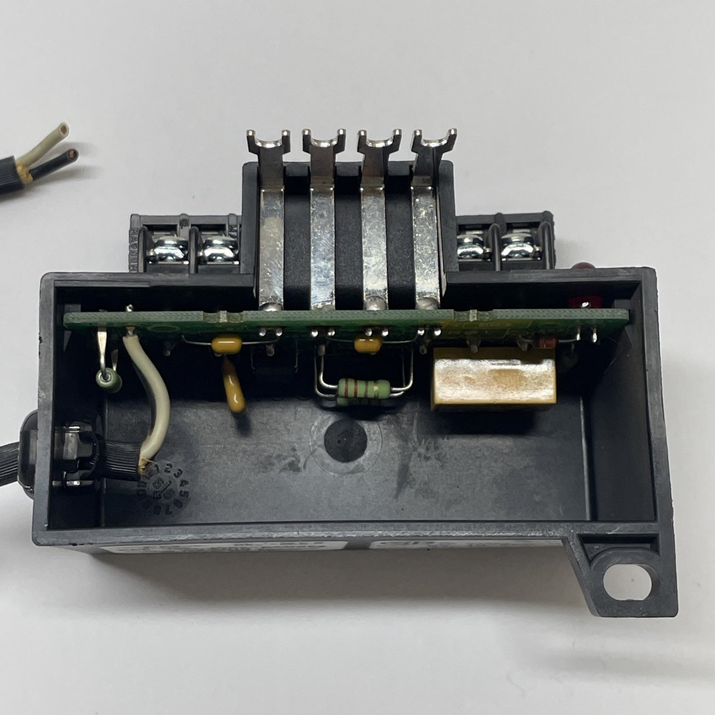 GE Fanuc IC660BSM021D Genius I/O Bus Switching Module 24/48 VDC