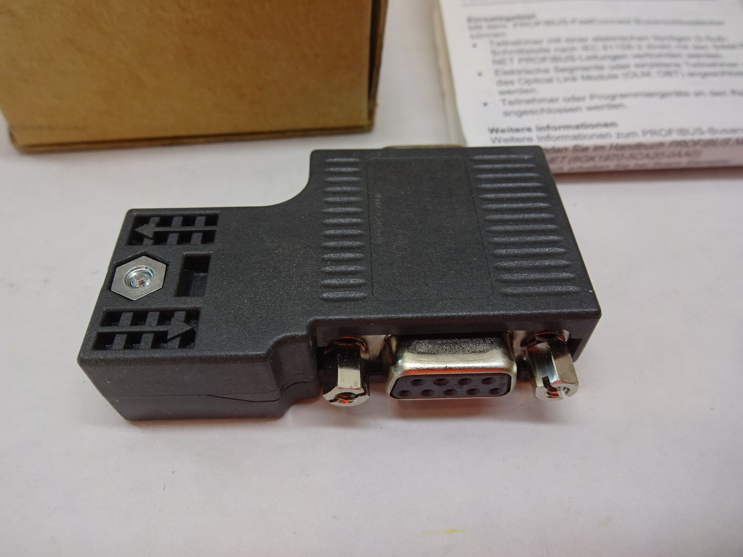 TURCK A9426 / CONNECTOR PDP D9SM NETWORK CORDSET ACCESSORY / NEW WITH BOX