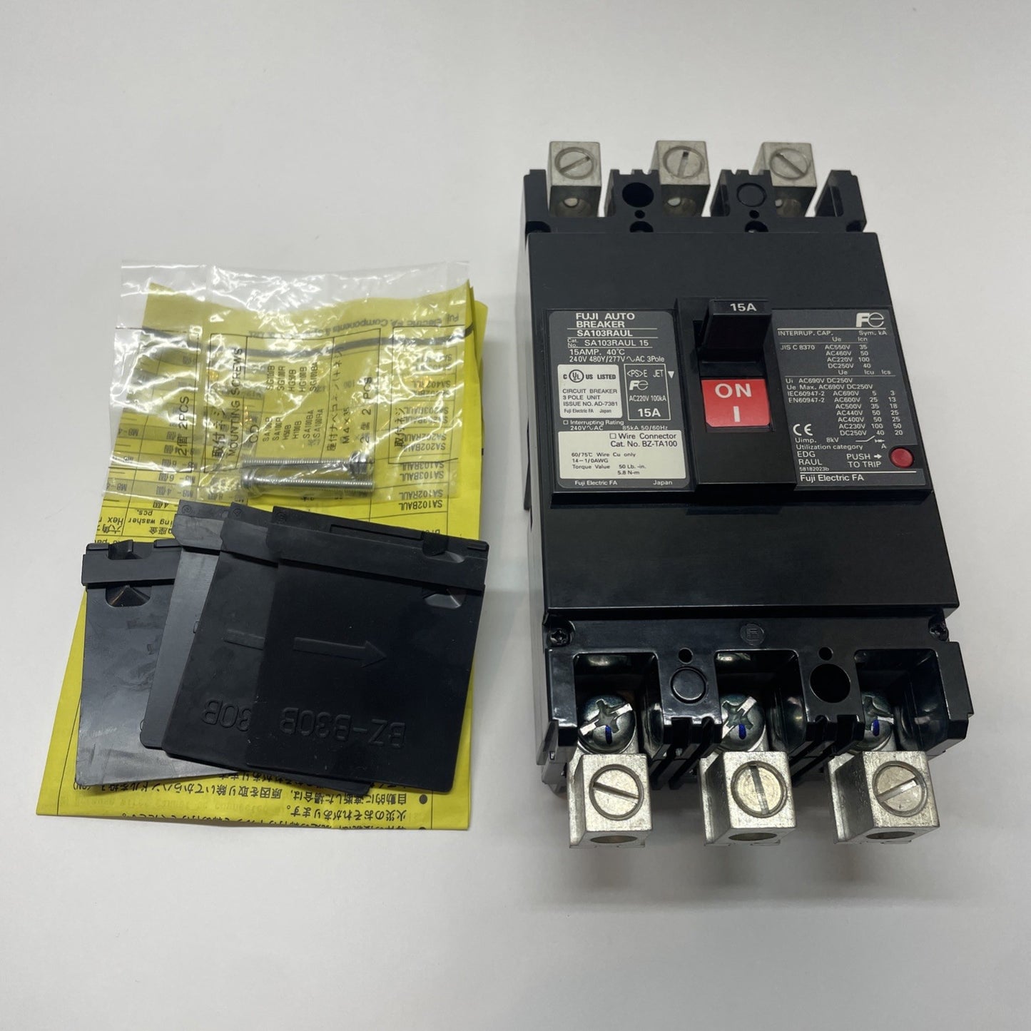 Fuji Electric SA103RAUL 15 3-Pole Molded Case Circuit Breaker 15A 240V