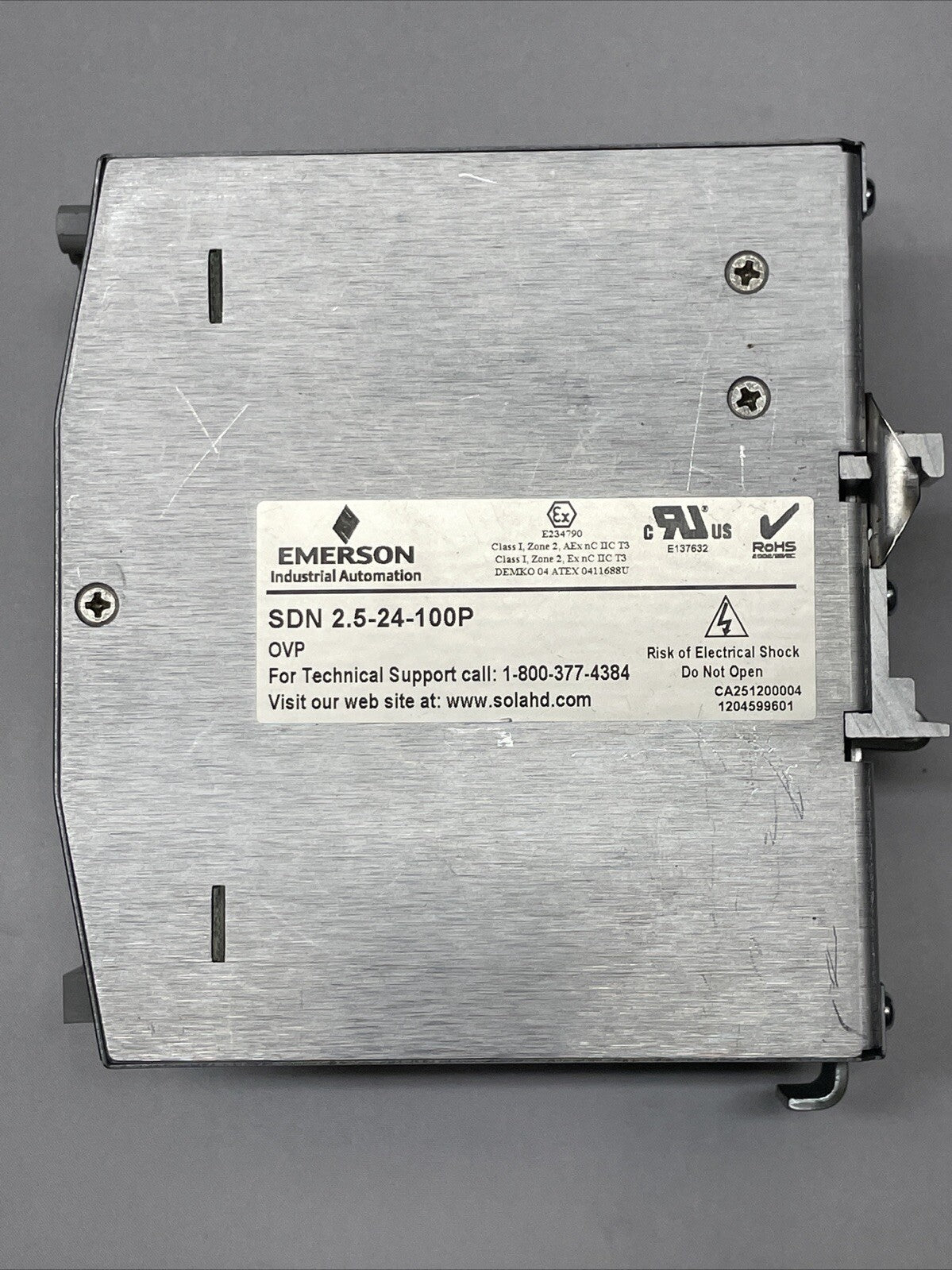 EMERSON SOLA SDN 2.5-24-100P POWER SUPPLY OUPUT 24VDC 2.5A INPUT 115/230VAC