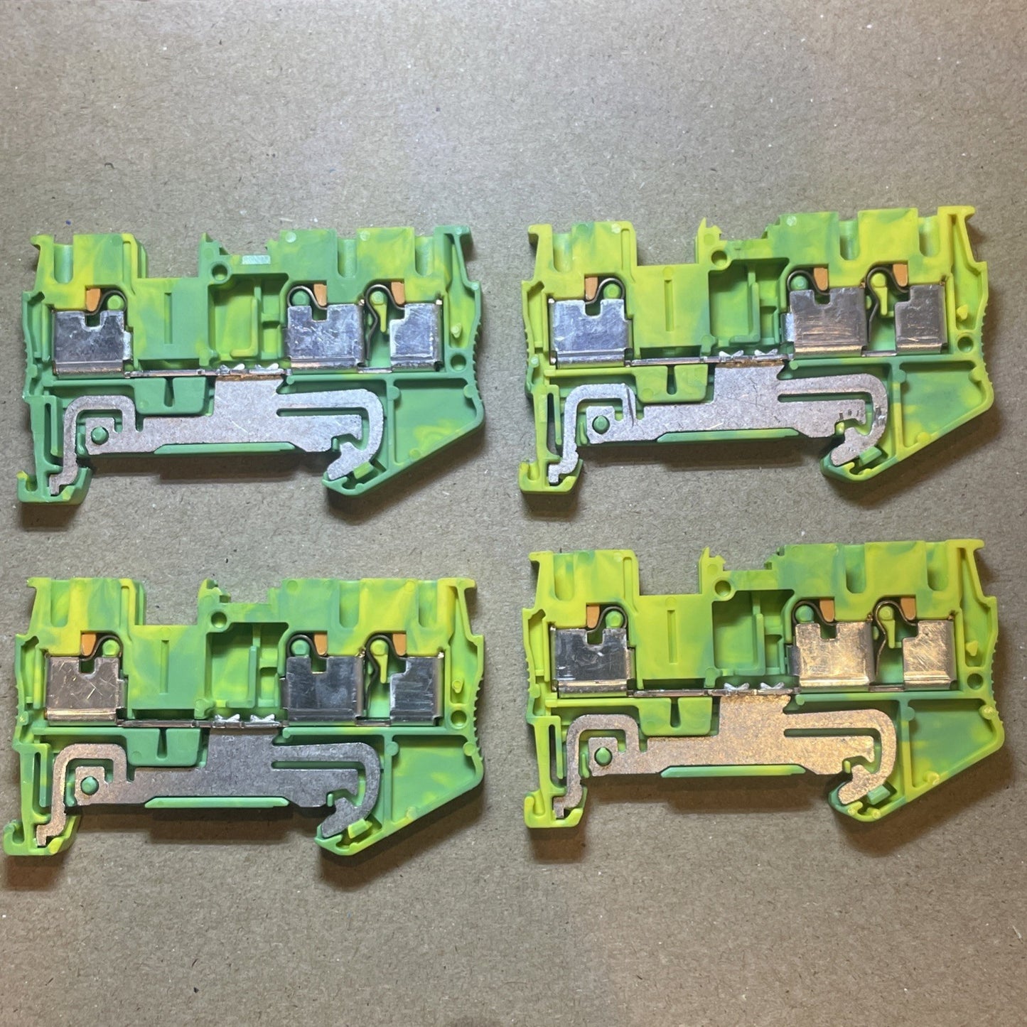 4PCS New Phoenix PT 2.5-TWIN-PE Grounding Terminal 3209565 Fast Delivery