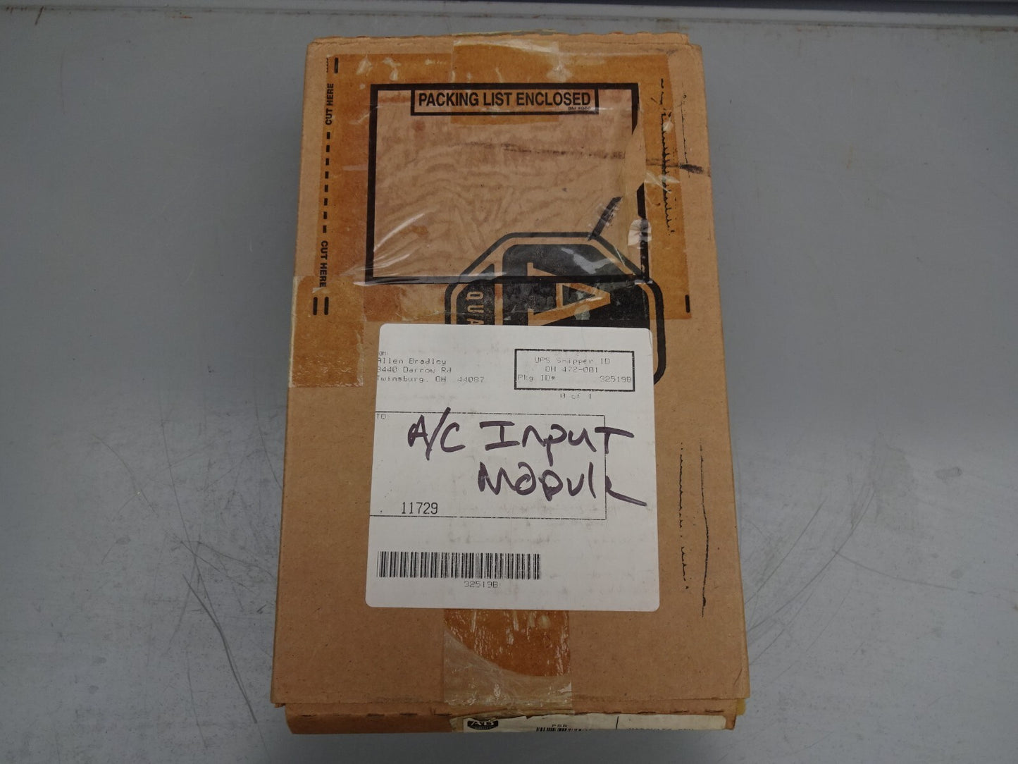 ALLEN BRADLEY 1771-IA / AC INPUT MODULE  / NEW WITH ORIGINAL BOX