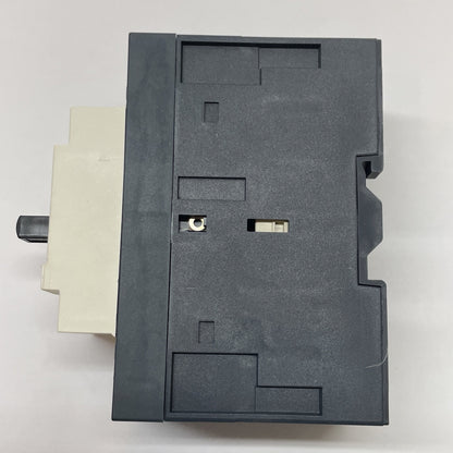Telemecanique GV3ME08 3-Pole Motor Circuit Breaker 2.5-4 A