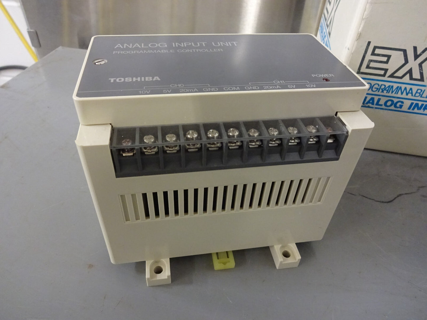 TOSHIBA EX2040AI2A / ANALOG INPUT UNIT / PROGRAMMABLE CONTROLLER / NEW