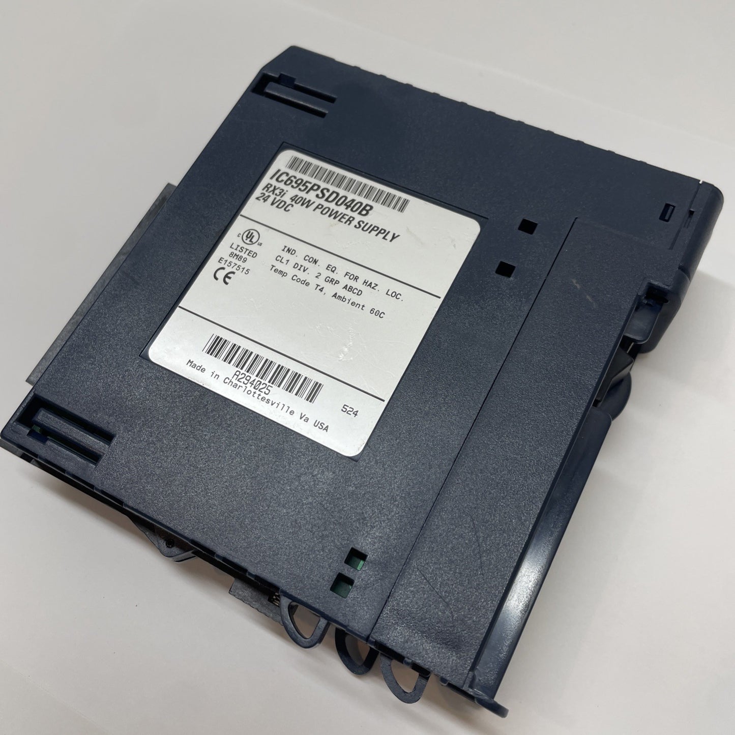 IC695PSD040B 40 W DC Power Supply Module (RX3i / PACSystems)