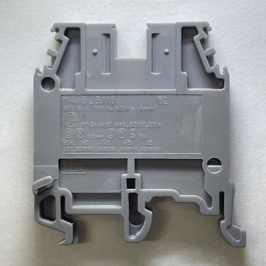 LOT OF 26 M4/6 5116 DIN Rail Mount Terminal Block, 600 Volt, 25 Amp