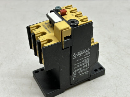 ALLEN BRADLEY 193-BSB 22 SER B OVERLOAD 1.5-2.3A RANGE W/ 193-BPM1 SER C ADAPTER