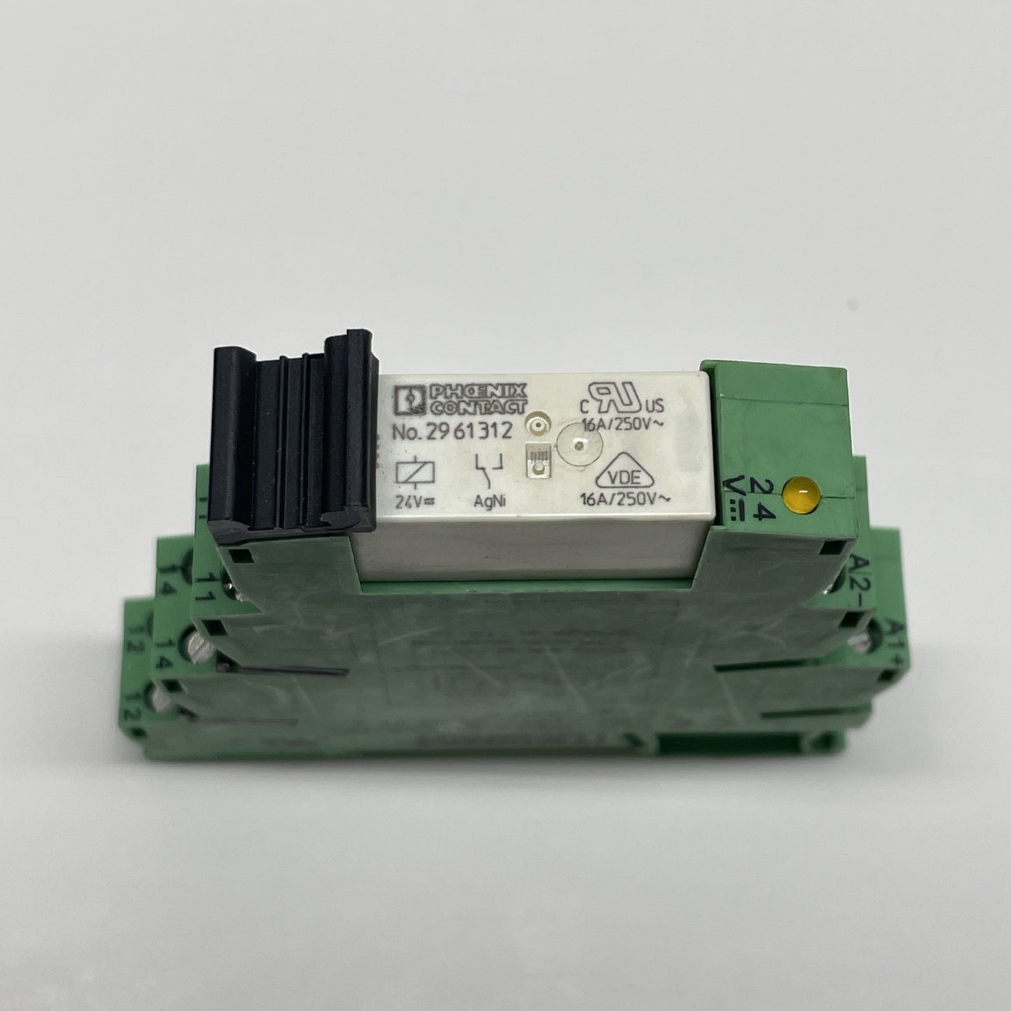 PLC-BSC-24DC/21HC Phoenix Contact Relay Base DIN Rail Socket 24 VDC 2967772