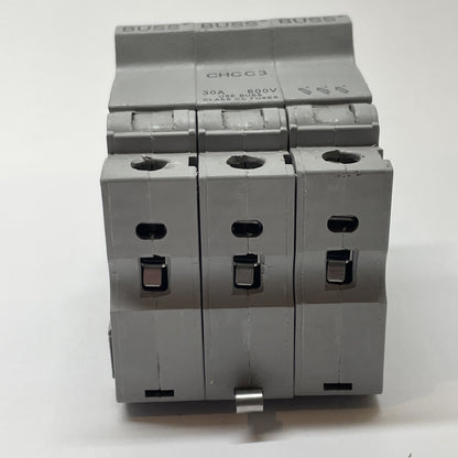 BUSS CHCC3 CIRCUIT BREAKER BUSSMANN 600V 30A WITH (3) LP-CC-5 FUSES