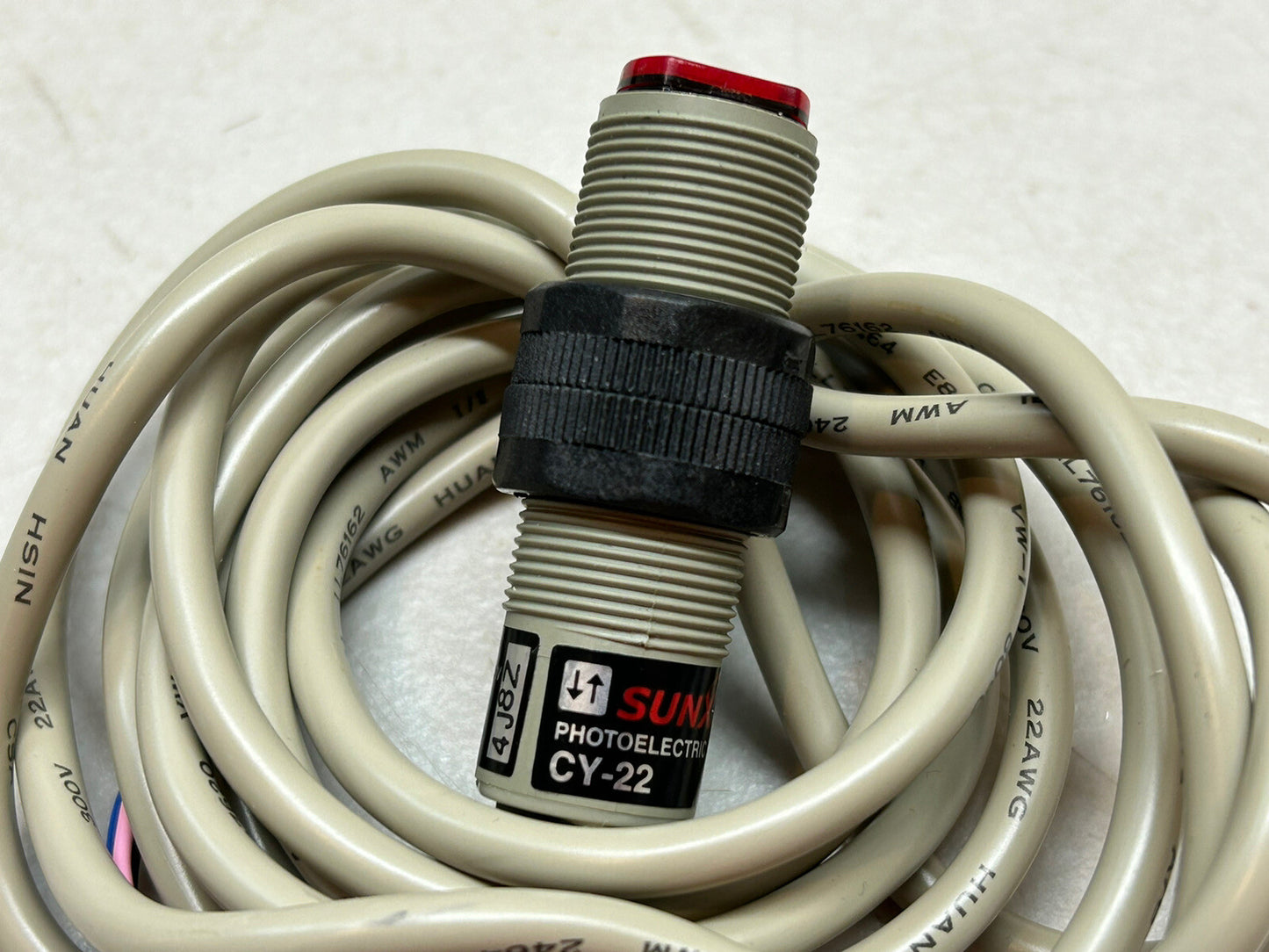 SUNX CY-22 / PHOTOELECTRIC SENSOR / USED AS SAMPLE UNIT ONLY