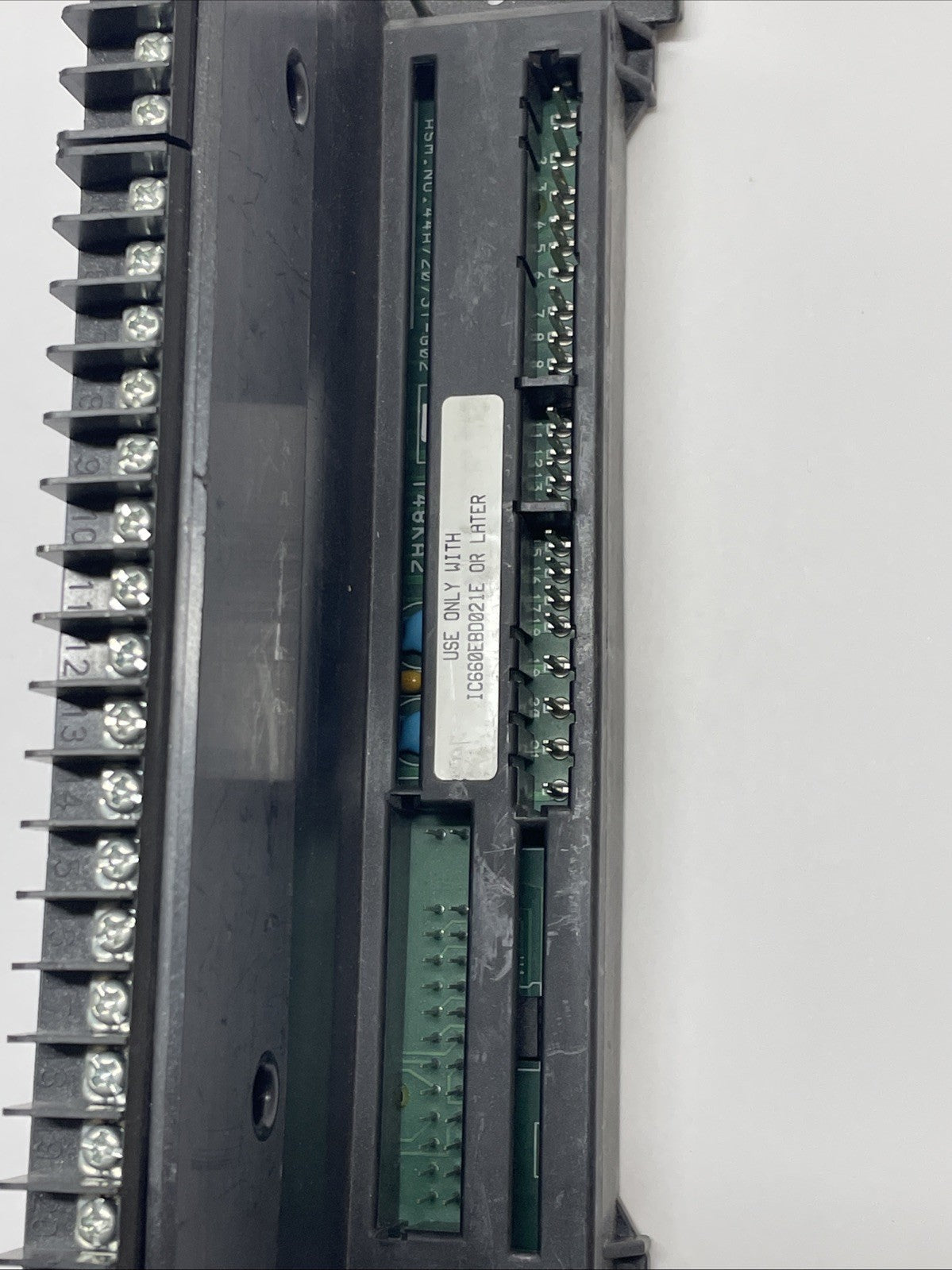 GE Fanuc IC660TSD021L Terminal Module 24/48 VDC Sink