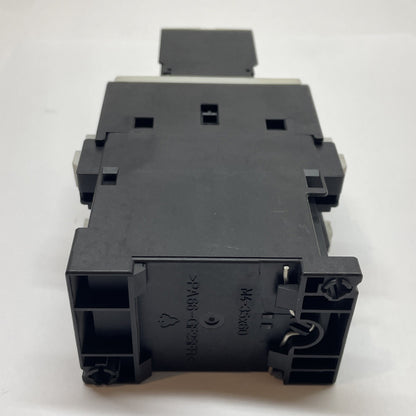 Siemens Contactor, 3RT1026-1B / 3RT1026-1B..0 w/ 3RH1921-1HA22 Contactor