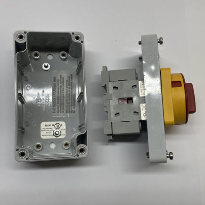 Sprecher & Schuh LA7-16-1753 16A 3-Pole Motor Disconnect Switch Box