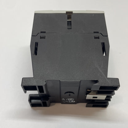 Eaton XTCE007B01 Contactor 3‑Pole 7A IEC Motor Control