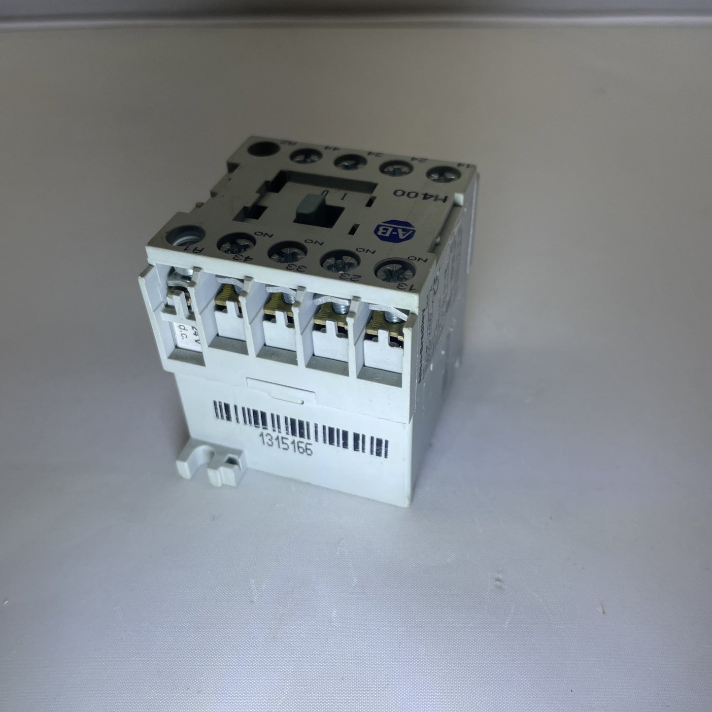 ALLEN-BRADLEY AB 700DC-M400 CONTROL RELAY SERIES A M400 500V 16A
