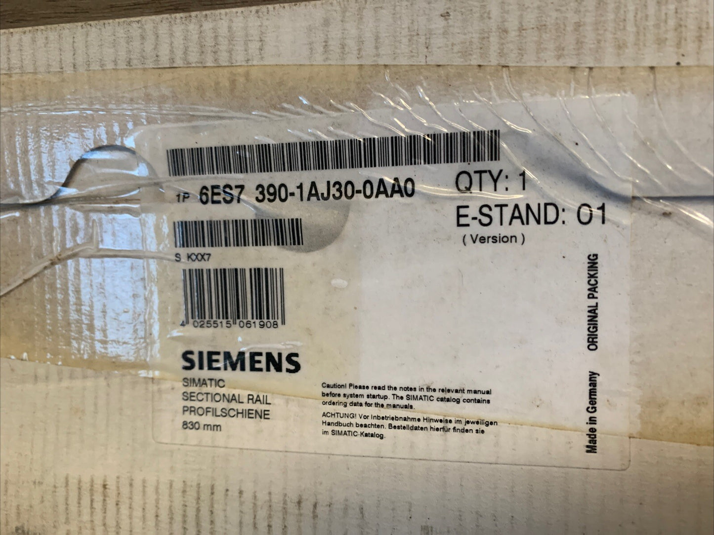 SIEMENS 6ES7 390-1AJ30-0AA0 ALUMINUM RAIL RACK NEW IN OPEN BOX