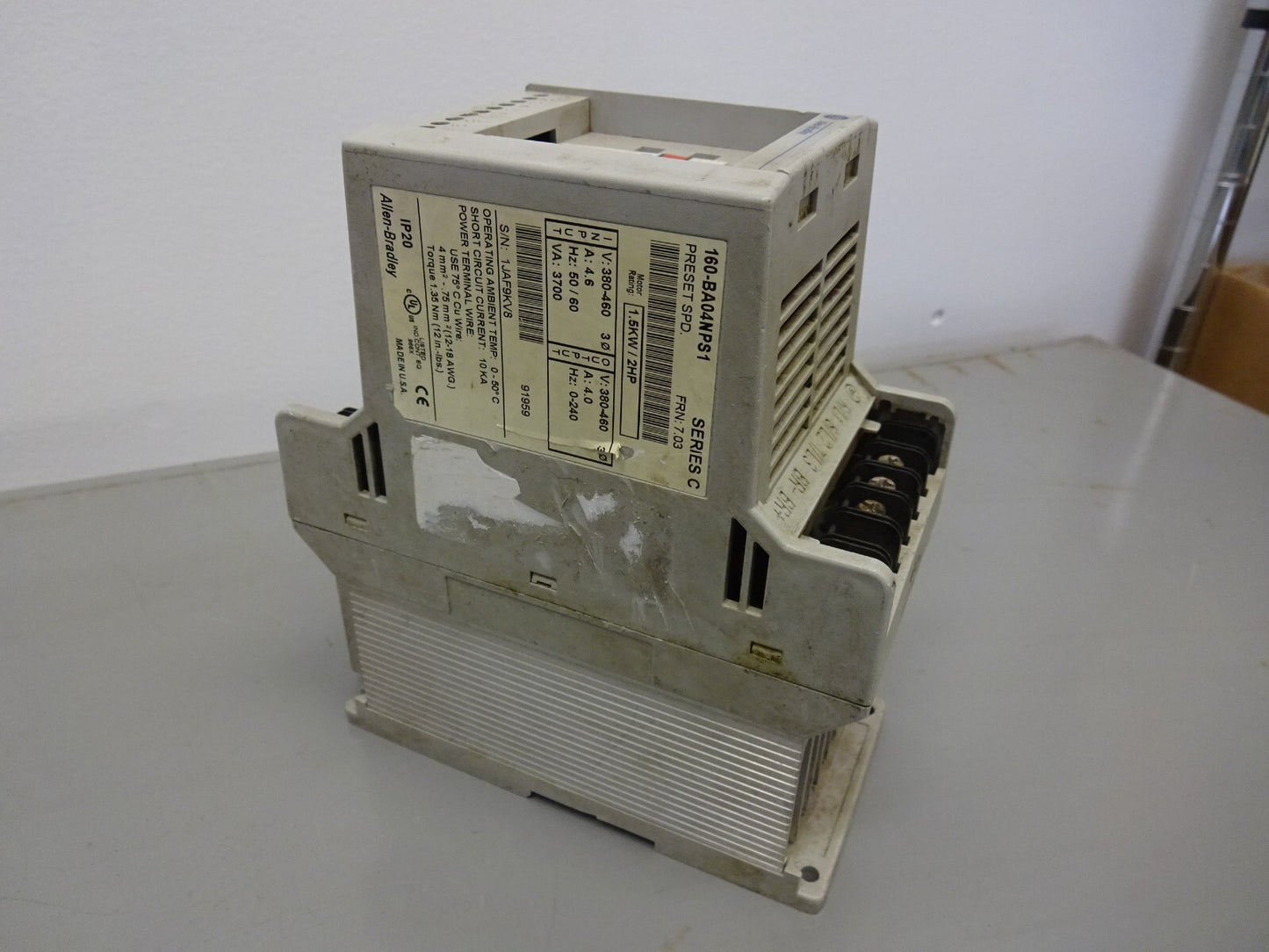 ALLEN BRADLEY 160-BA04NPS1 C SPEED CONTROL DRIVE 2HP / 2HP 1.5KW / PRESET SPEED