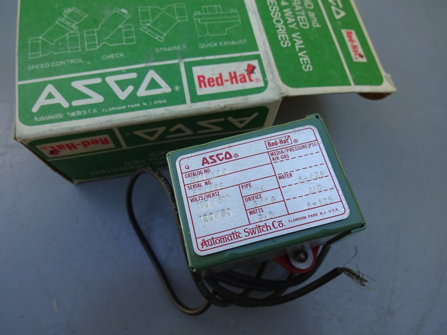 ASCO 8210A20 Solenoid Valve 1/4″ 2NC 120 VAC Pilot-Operated