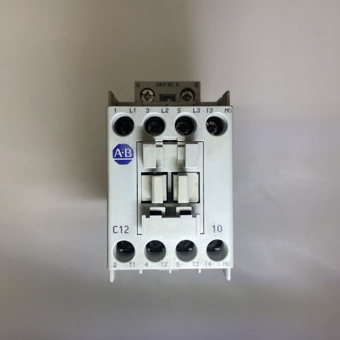 Allen-Bradley 100-C12D*10 Series A   Contactor   24VDC COIL