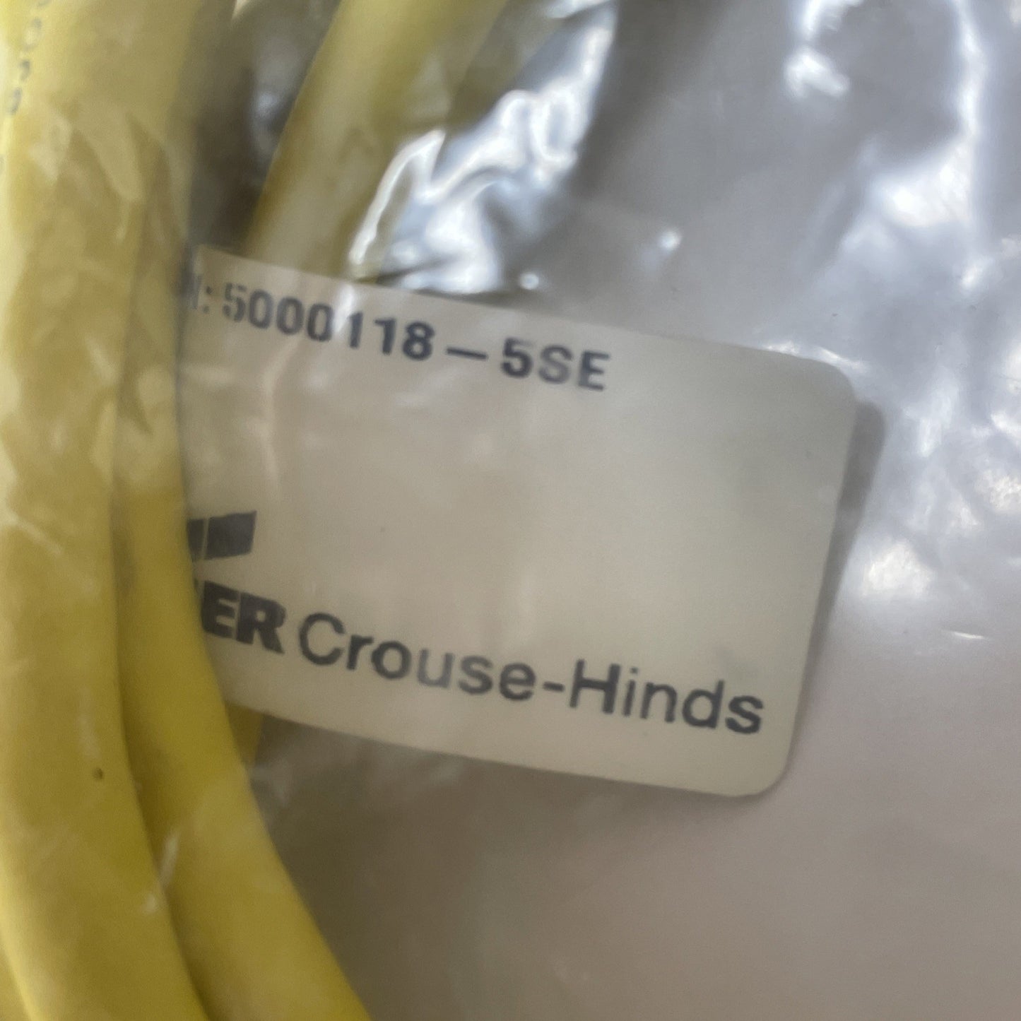 Cooper Crouse-Hinds 5000118-5SE 4-Pin Micro DC Cable Assembly 300V 3A