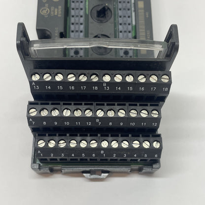 GE Fanuc IC200CHS022D Compact I/O Carrier Module, 36-terminal
