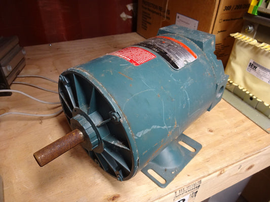 RELIANCE P56H130GP-ZI A-C MOTOR P56H130GP / 208-250V / 1.6A