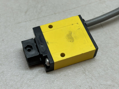 BANNER SM312FP / 25916 MINI-BEAM SENSOR / USED AS DEMO ONLY