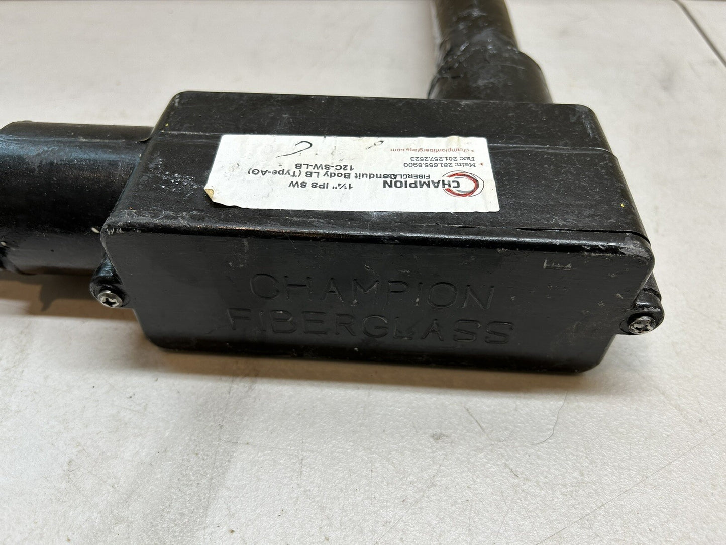 CHAMPION FIBERGLASS 12C-SW-LB / 1-1/4" IPS SW CONDUIT BODY LB TYPE-AG / NEW